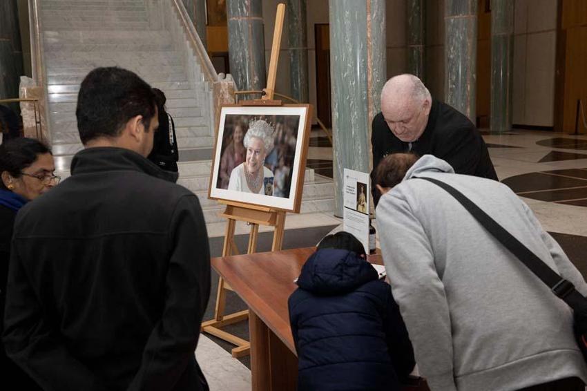 İngiltere'de 10 günlük ulusal yas başladı  