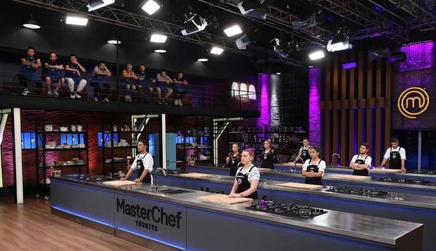 8 Eylül MasterChef'te neler yaşandı? Yarışmada gerginlik! Takım arkadaşlarını bombaladı, şefler şaşırdı
