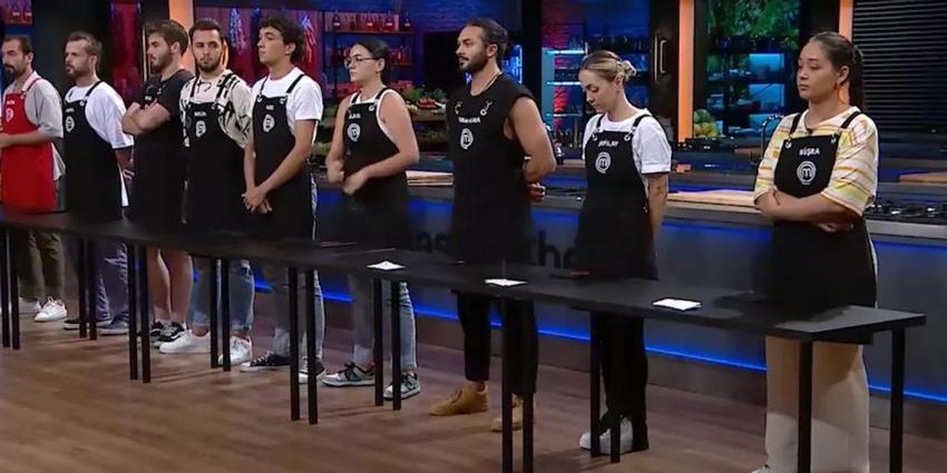 8 Eylül MasterChef'te neler yaşandı? Yarışmada gerginlik! Takım arkadaşlarını bombaladı, şefler şaşırdı
