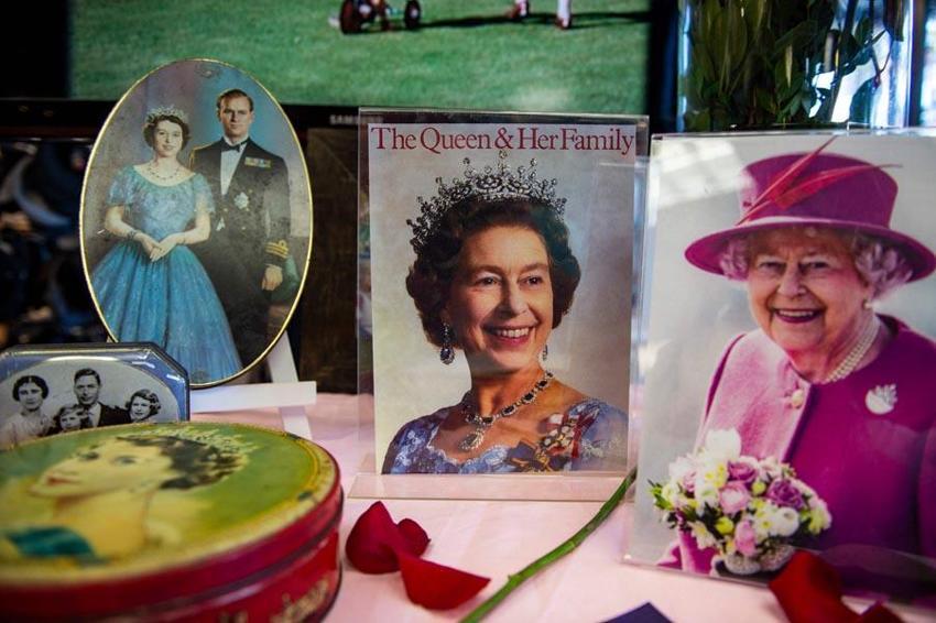 İngiltere’de Kral 3. Charles dönemi başladı! Kraliçe 2. Elizabeth’in tarihe damga vuran Türkiye ziyaretleri gündeme geldi 