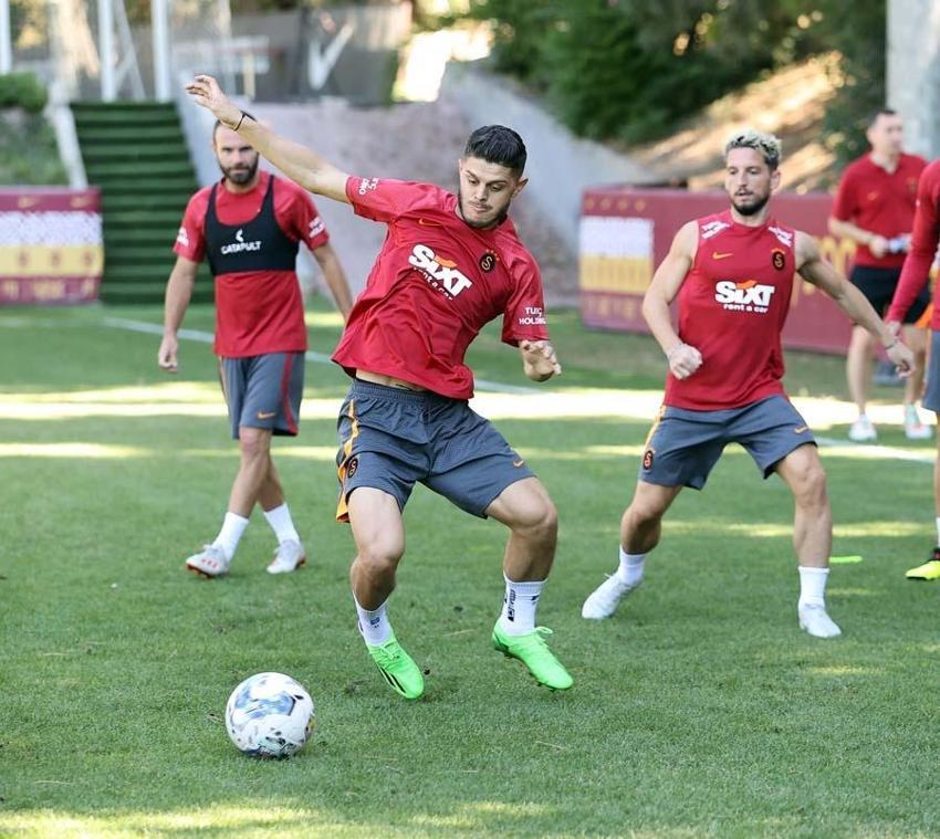 Galatasaray'ın transferde isteyip de alamadığı tek futbolcuyu Erden Timur açıkladı: İki görüşme yaptım ama...