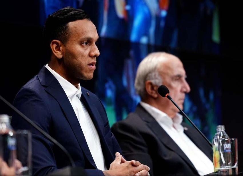 Josef de Souza canlı yayında gözyaşlarını tutamadı! Gelecek sezon için ayrılık açıklaması...