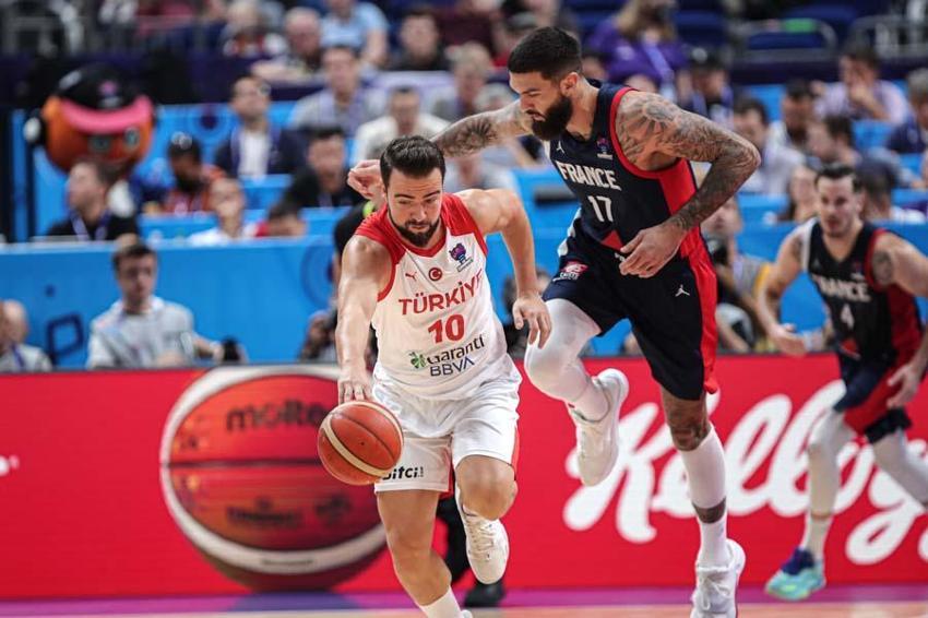 Fransa maçından sonra A Milli Takım Başantrenörü Ergin Ataman'dan son top açıklaması: 26 yıllık kariyerimin en kötü anı...