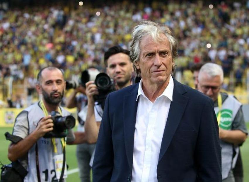 Fenerbahçe'den radikal karar! 1'i yeni transfer 3 yabancı futbolcu kadroya alınmadı, Süper Lig'de oynayamayacaklar