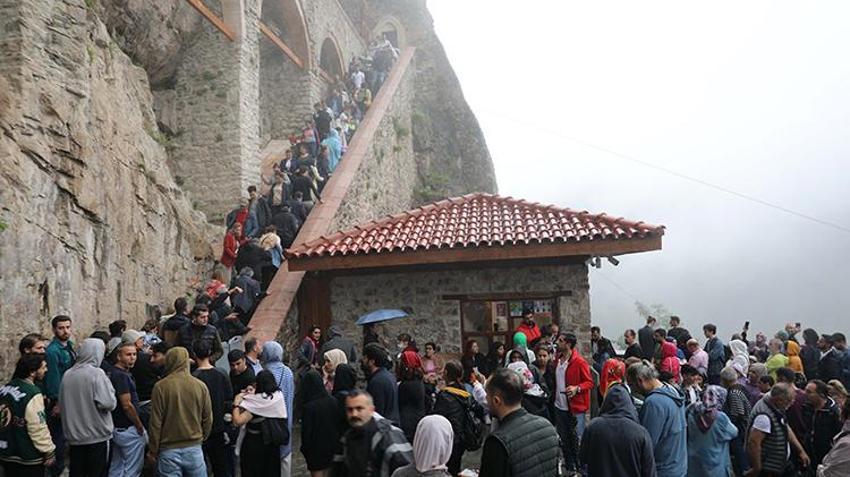  'Turizm göçü' ile 1 milyar dolar gelir!
