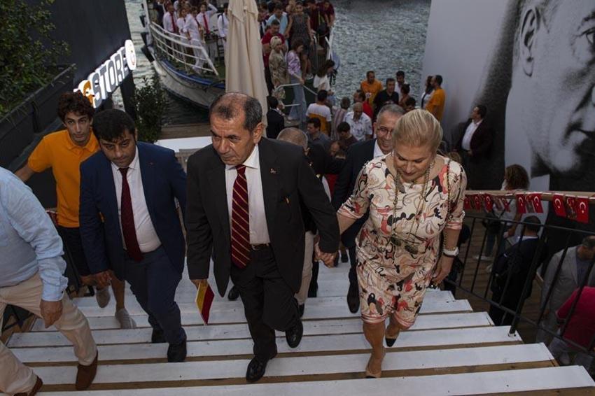 Dursun Özbek'ten flaş açıklama! İşte Ross ve Yusuf Demir'in bonservis bedelleri İcardi'nin bonus maddeleri