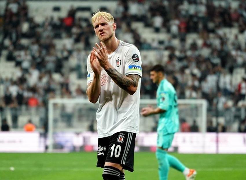 Sahanın en kötü 3 yıldızını açıkladı! 'Topu kornere çelen stoper gibiydi'