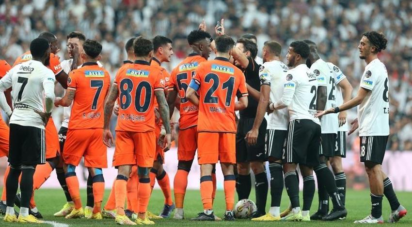 Sahanın en kötü 3 yıldızını açıkladı! 'Topu kornere çelen stoper gibiydi'