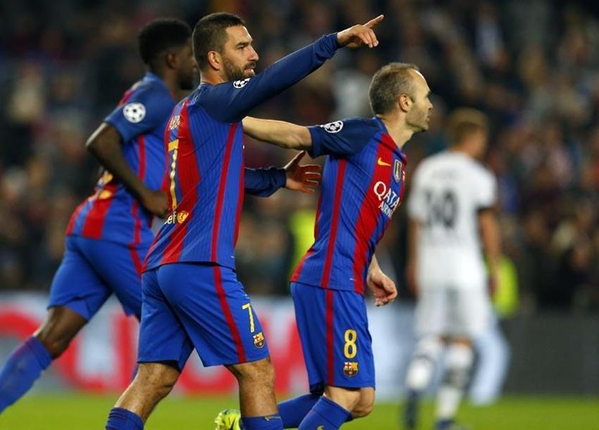 Dün futbolu bıraktı bugün AS Gazetesi yeni görevini açıkladı! Arda Turan Galatasaray'da...