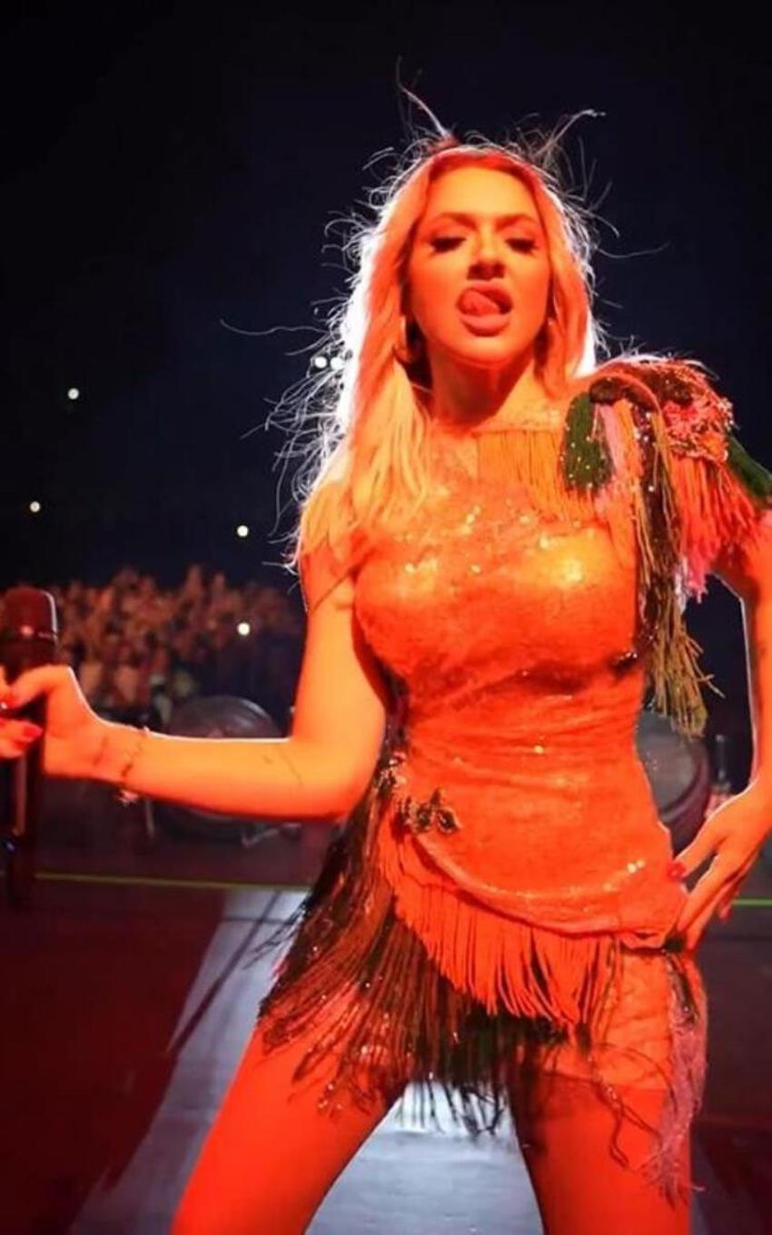 Hadise dans ettiği videoyu paylaştı, beğeni yağmuruna tutuldu!