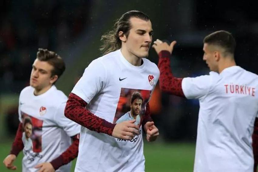 Bomba transferlere imza atan Galatasaray durmuyor! Harekete geçildi, yaz transfer döneminde alınacak