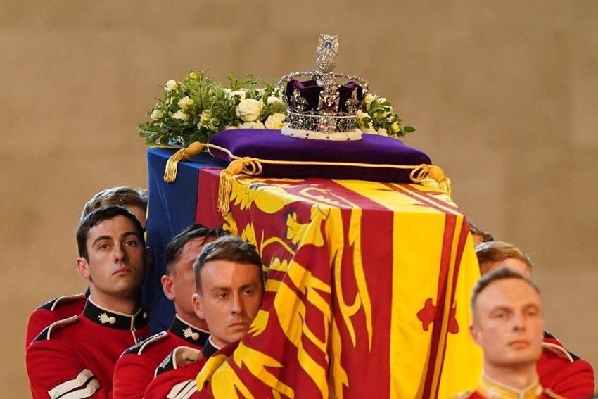 Kraliçe II. Elizabeth’in cenaze töreni için geri sayım başladı! Dünya yakın takipte, casus iddiası ortalığı karıştırdı