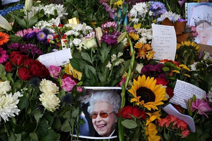 Kraliçe II. Elizabeth’in cenaze töreni için geri sayım başladı! Dünya yakın takipte, casus iddiası ortalığı karıştırdı