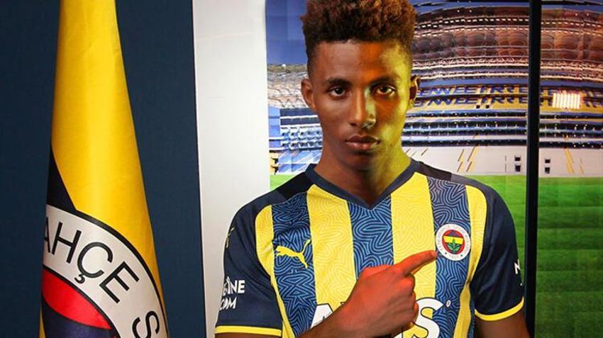 Süper Lig'de lisansı çıkmayan futbolculara sevindiren haber, son bir şans! İşte transfer dönemi devam eden ülkeler