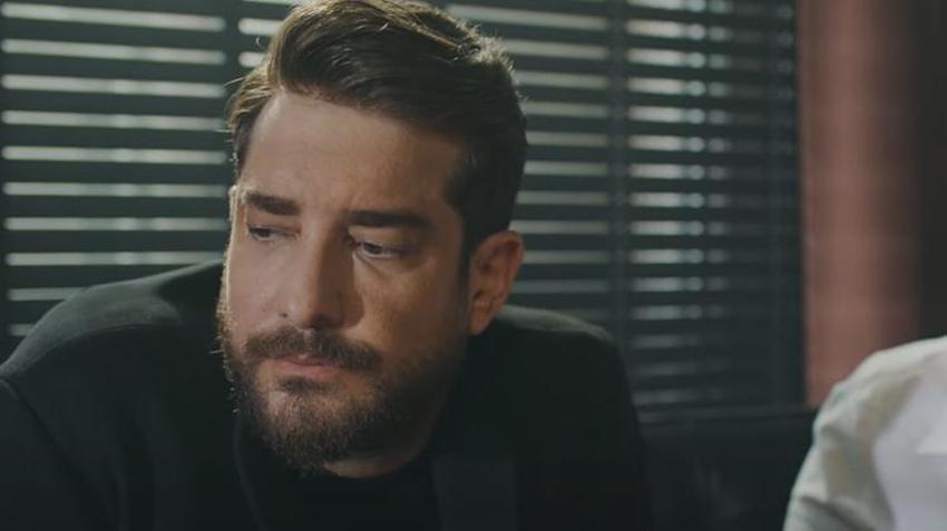 'Camdaki Kız'da Nalan'a gizemli not! Ne yaptığını biliyorum
