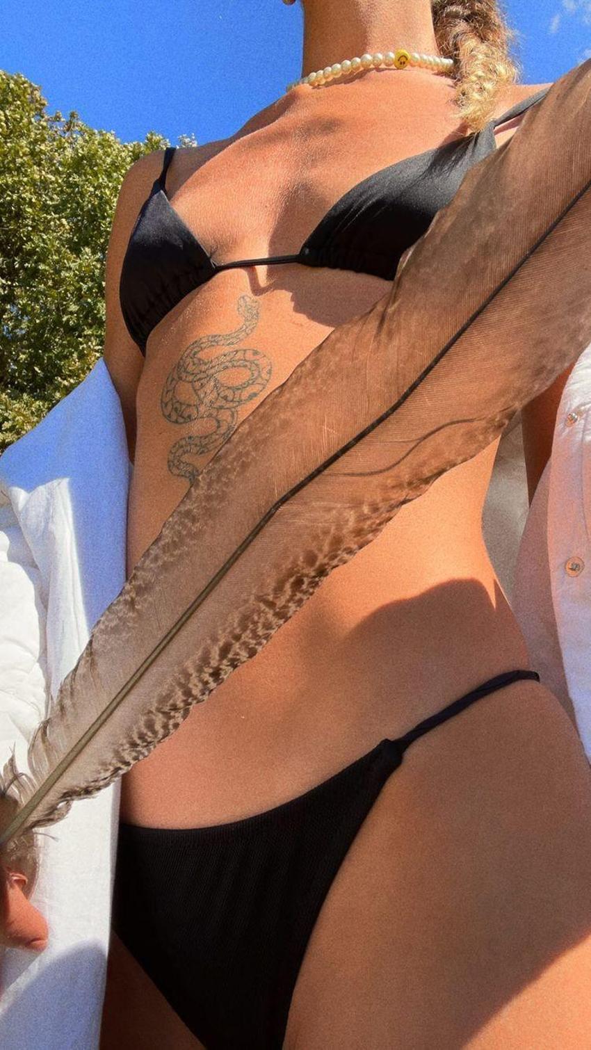 Gülcan Arslan'ın bikini pozları mest etti