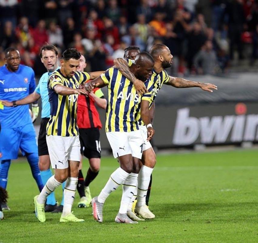 Lucescu Jorge Jesus'un golcüsünü istedi Fenerbahçe yönetimi şok geçirdi