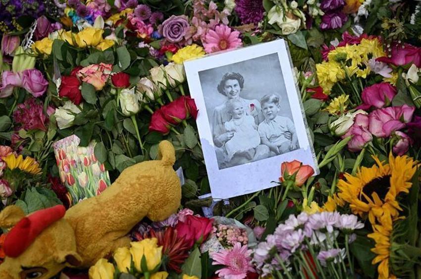 İngiltere Kraliçesi II. Elizabeth ziyaretinde kaos! Her şey bir anda oldu, ziyaretçiler dehşete düştü 