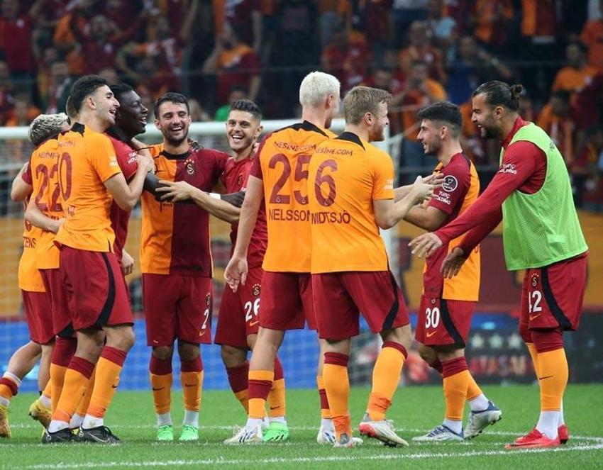 Seferovic ve Van Aanholt'tan sonra 3.kesik! Okan Buruk fişini çekti