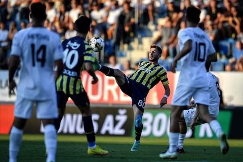 Sonuçlar iyi diye kimsenin sesi çıkmıyor ama... F.Bahçe'de kriz kapıya dayandı 2 yıldız isyan etmek üzere