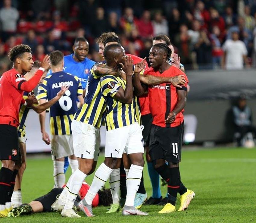 Sonuçlar iyi diye kimsenin sesi çıkmıyor ama... F.Bahçe'de kriz kapıya dayandı 2 yıldız isyan etmek üzere