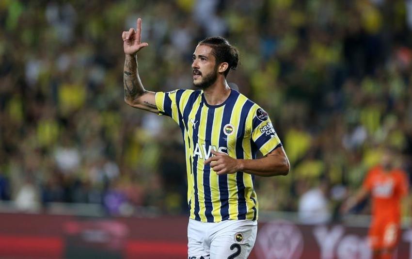 Yedek kulübesinde son halini görenler hayretler içinde kaldı! Fenerbahçe'de ilk ayrılık...