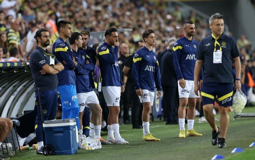 Yedek kulübesinde son halini görenler hayretler içinde kaldı! Fenerbahçe'de ilk ayrılık...