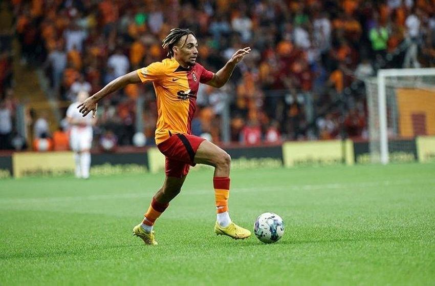 Okan Buruk oynattı Deschamps hayran kaldı! Yıldız futbolcunun milli takım hayali gerçek oluyor