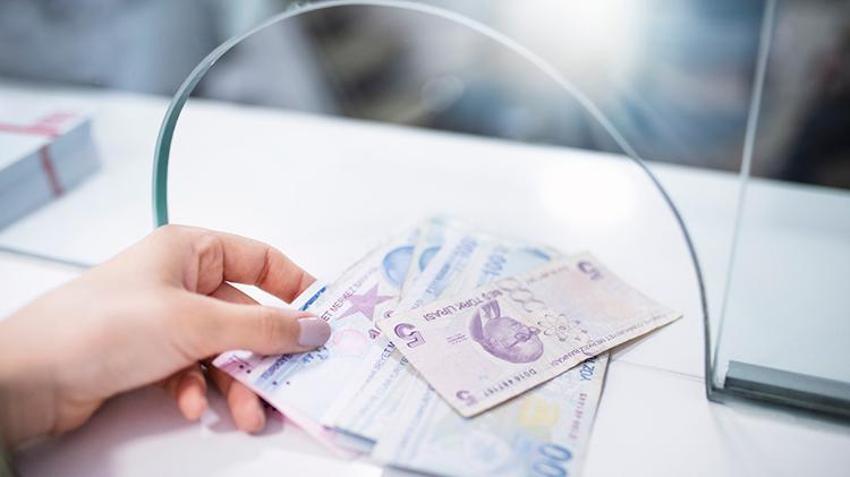 Erken emeklilik imkanı! 1800 gün primi olan SGK'ya başvuruyor