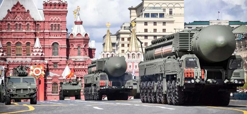 Ukrayna'da zor durumda kalan Kremlin kısmi seferberlik ilan etti Vladimir Putin'den nükleer tehdit geldi: Rusya mevcut tüm yolları kullanacak, bu bir blöf değil!