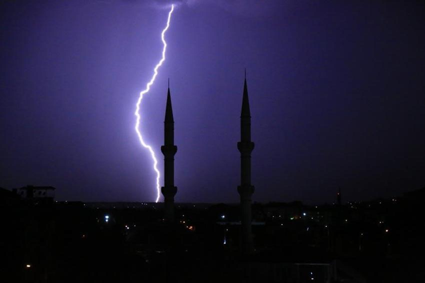 Kar yağışı başladı beyaza büründü! Meteoroloji'den son dakika uyarısı, il il açıklandı