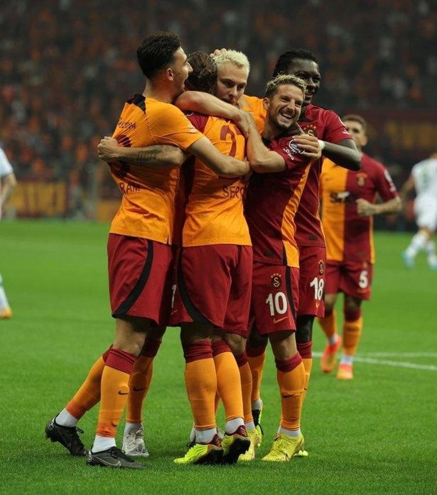 Okan Buruk yeni Christian Eriksen'i buldu! Galatasaray durmuyor 4 flaş transfer daha