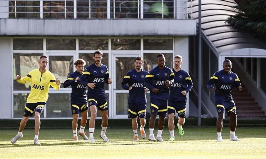 Fenerbahçe'ye Beşiktaş derbisi öncesi bir müjde bir de kötü haber!