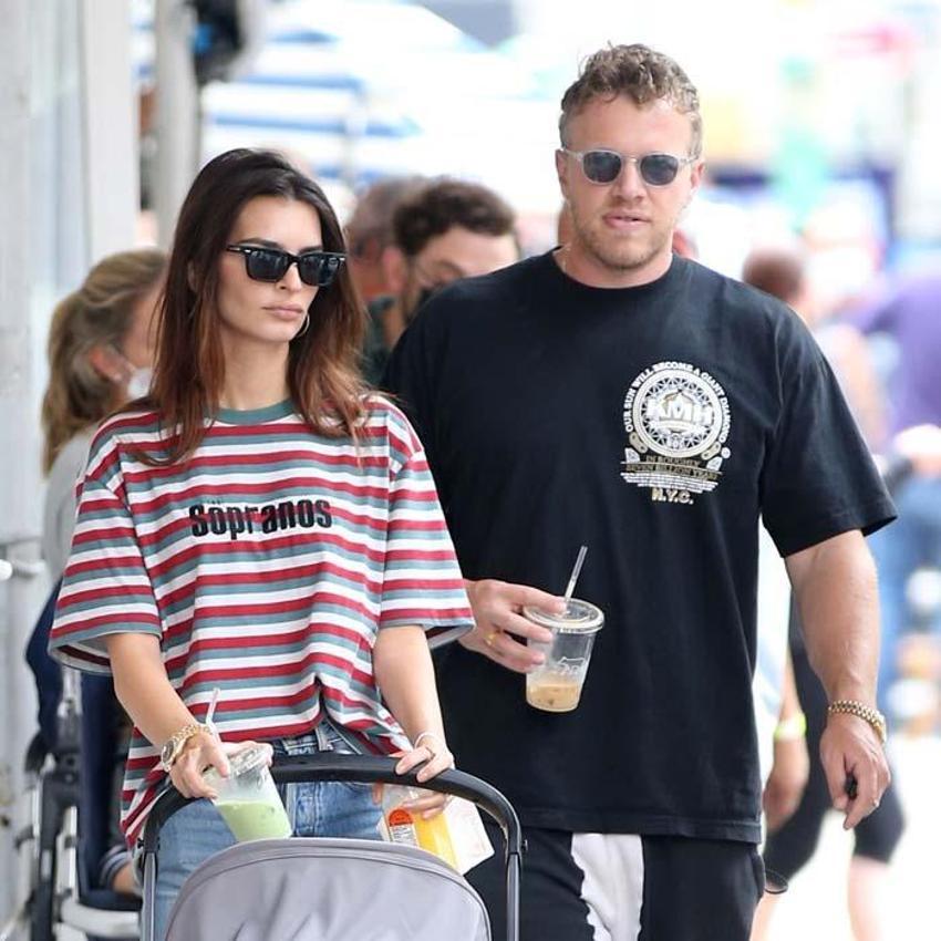 Emily Ratajkowski'nin küvet pozları olay oldu! Sosyal medya ikiye bölündü