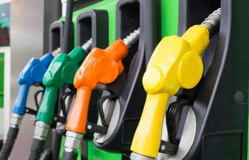 Akaryakıt fiyatlarında yeni gelişme! Benzin ve motorinde dev indirim bekleniyor