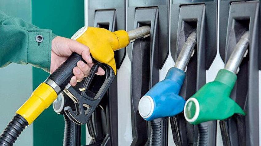 Akaryakıt fiyatlarında yeni gelişme! Benzin ve motorinde dev indirim bekleniyor