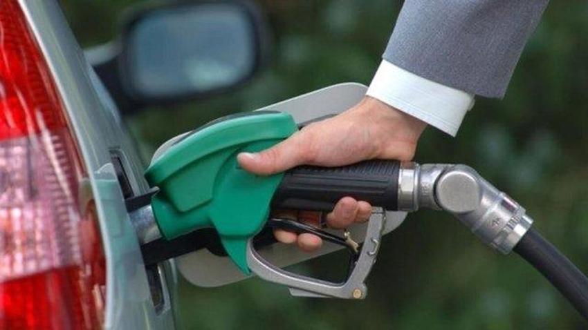 Akaryakıt fiyatlarında yeni gelişme! Benzin ve motorinde dev indirim bekleniyor