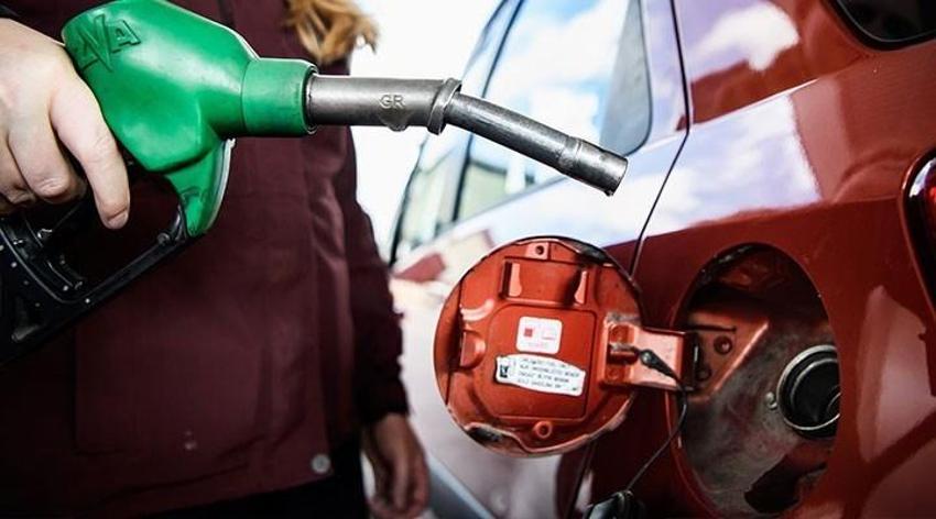 Akaryakıt fiyatlarında yeni gelişme! Benzin ve motorinde dev indirim bekleniyor