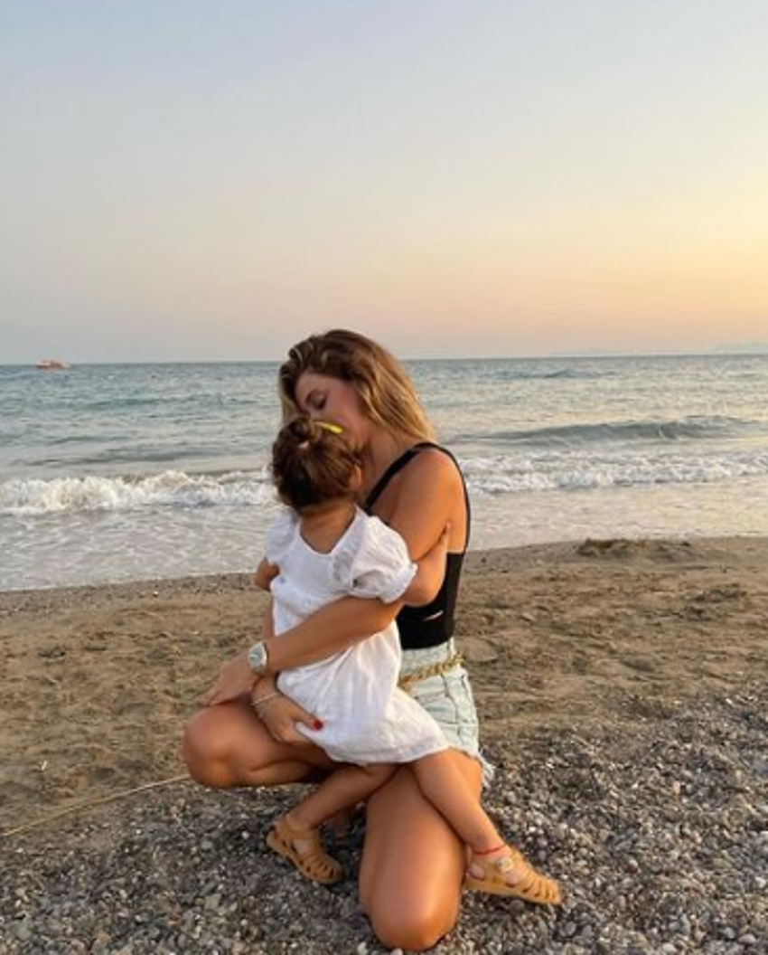 Hande Erçel'in kanser tedavisi gören yeğeni Mavi'nin o sözleri duygulandırdı!
