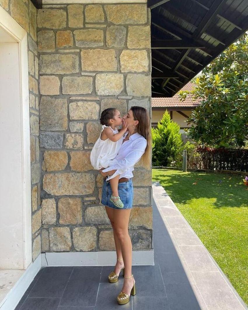Hande Erçel'in kanser tedavisi gören yeğeni Mavi'nin o sözleri duygulandırdı!