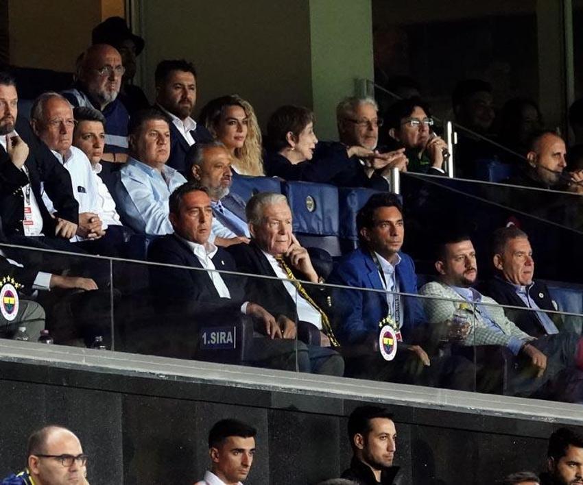 Ali Koç 'Hiç değilse 500 bin euro kazanırız' demişti! Bedavaya Birleşik Arap Emirlikleri'ne gitti