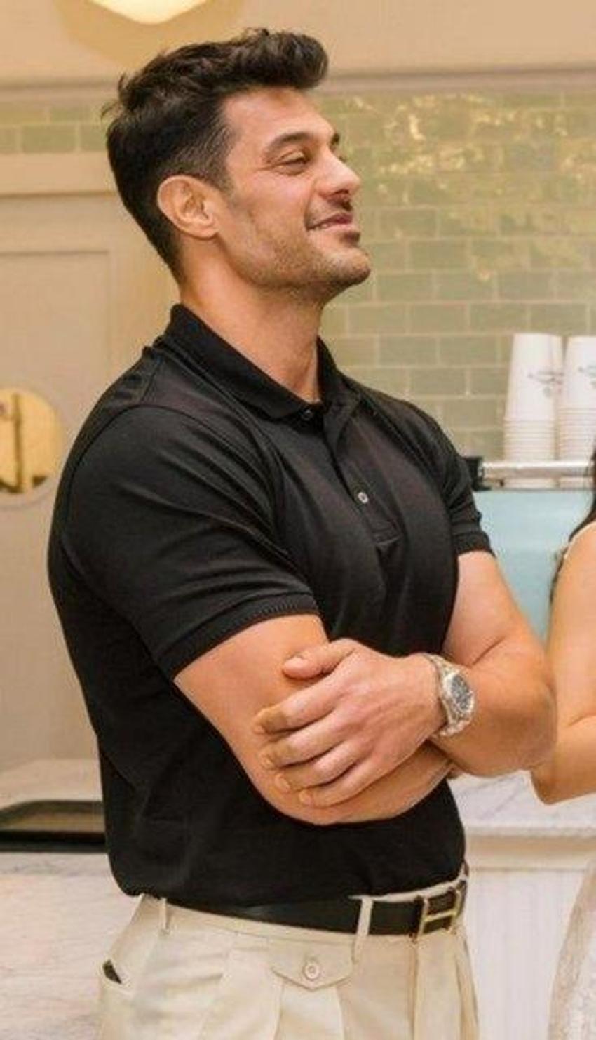 Mehmet Dinçerler'den boşanma öncesi kafa karıştıran hamle!