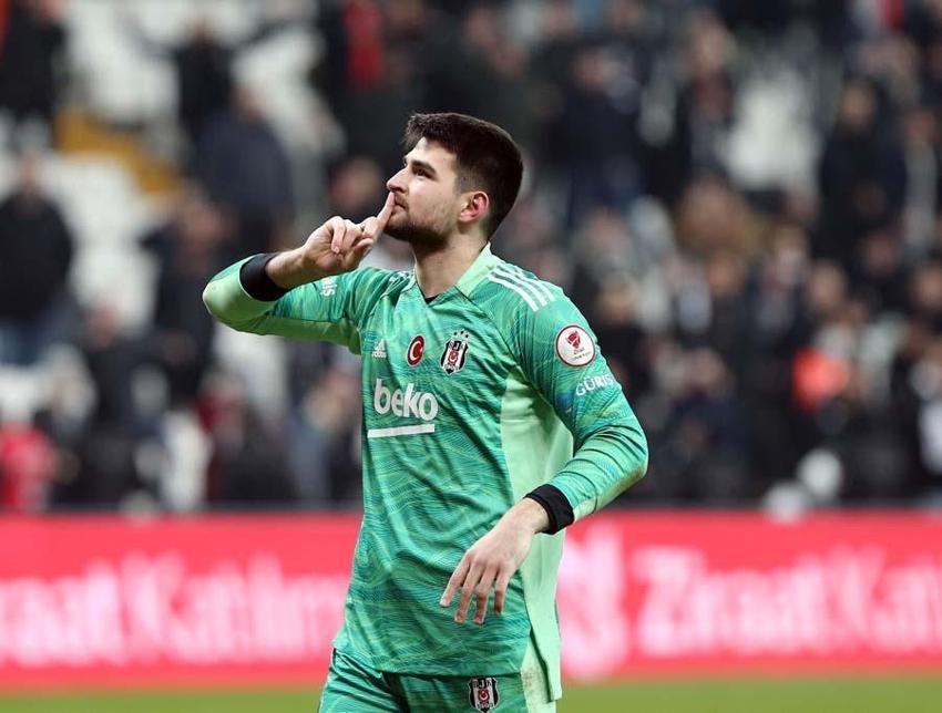 Beşiktaş - Fenerbahçe derbisinde kadrolar belli oluyor! Jorge Jesus 5 isimle özel görüştü Valerien İsmael'in ilk 11’i belli oldu...