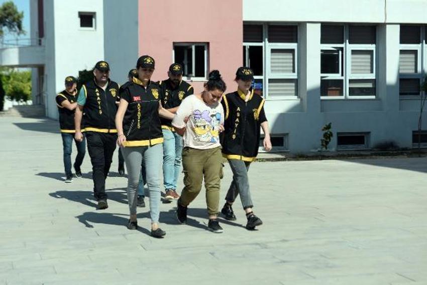 İlişki vaadiyle arabasına binen kadın hayatını kabusa geçirdi!