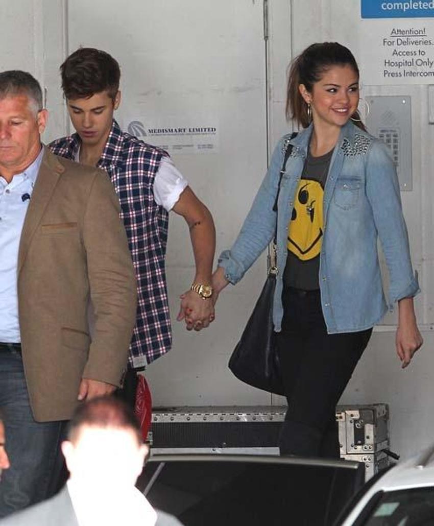 Hailey Bieber ilk kez açıkladı! 'Selena Gomez defteri kapanmıştı'