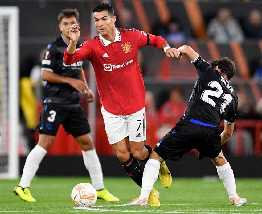 Cristiano Ronaldo'ya yapılan eleştiriler kız kardeşini çıldırttı: Hastasınız, ruhsuzsunuz, nankörsünüz, aptalsınız! Annesinden çarpıcı transfer planı...