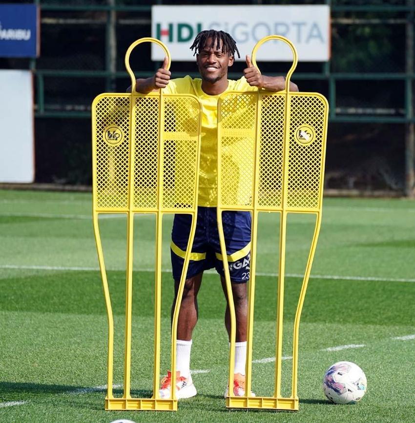 Derbi öncesi Michy Batshuayi'den Beşiktaş'a gözdağı!