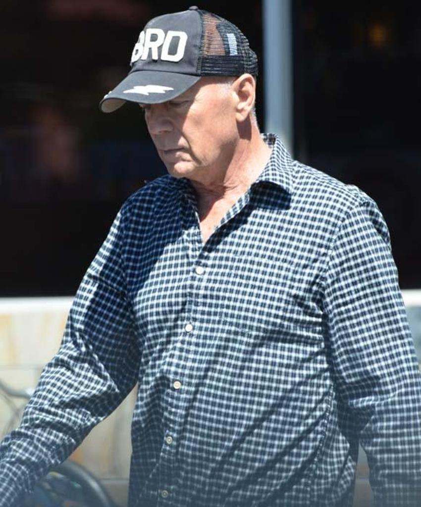Bruce Willis dijital ikizinin haklarını sattı!