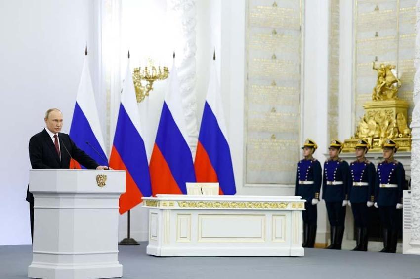 Putin'in ilhak kararına dünyadan tepki yağıyor! Yeni yaptırımlar peş peşe açıklandı...