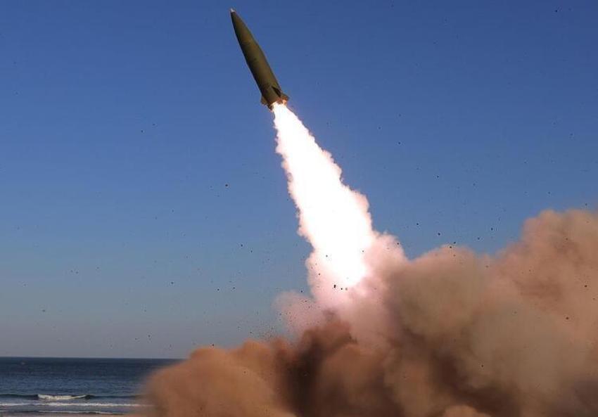 Kuzey Kore füzeleri peş peşe ateşledi! Kim Jong-un emri verdi
